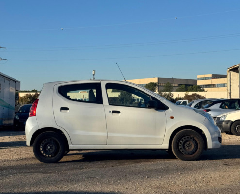 suzuki alto (4) suzuki alto (4)